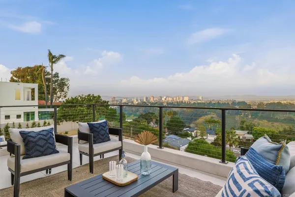 $7,500,000 | 8341 La Jolla Scenic Drive North, La Jolla, CA 92037