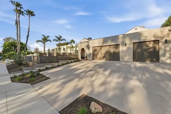 $7,500,000 | 8341 La Jolla Scenic Drive North, La Jolla, CA 92037