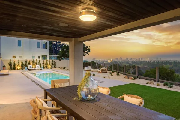 $7,500,000 | 8341 La Jolla Scenic Drive North, La Jolla, CA 92037