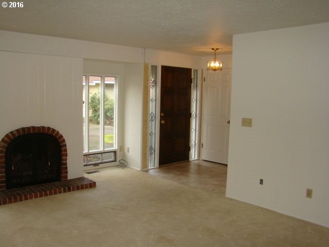 5175 Southwest Normandy Place Beaverton, OR 97005 - Photo 2 of 14 Gallery Image 2