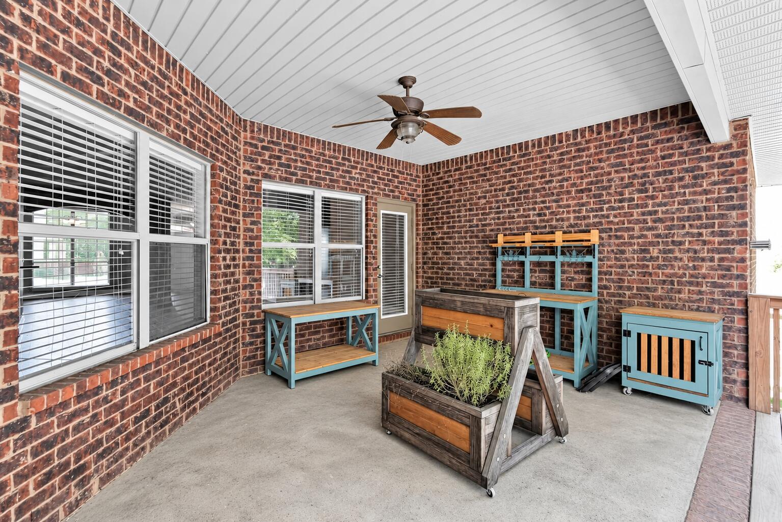 639 Red Fern Road Crestview, FL 32536 - Photo 38 of 52 Porch