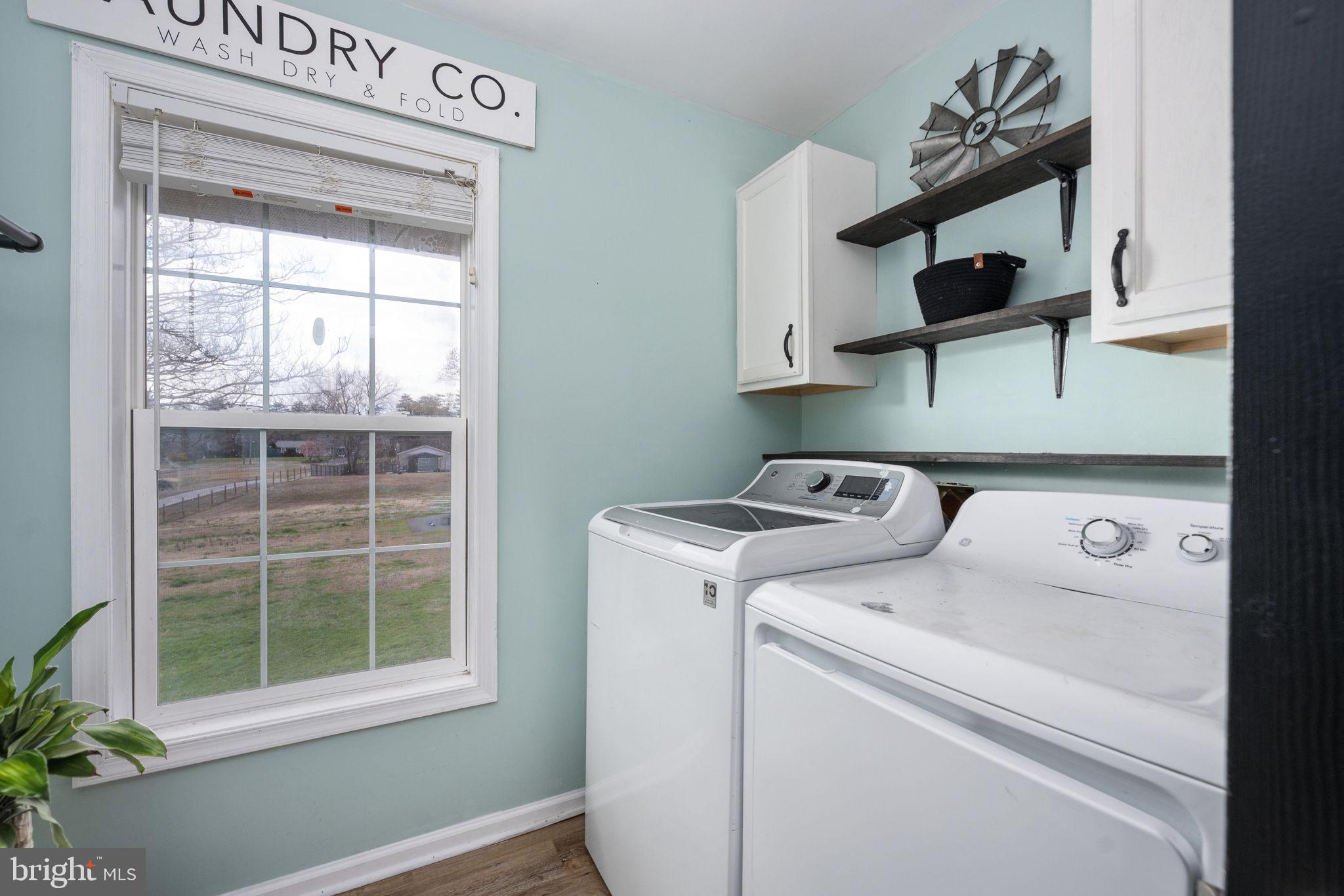 371 Greenbank Road Fredericksburg, VA 22406 - Photo 31 of 54 a utility room with dryer and washer