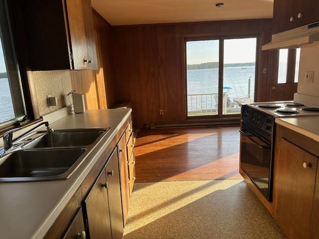 35 Boston Harbor Road Dover, NH 03820 - Photo 3 of 35