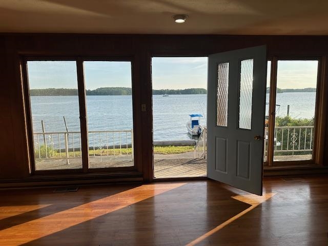 35 Boston Harbor Road Dover, NH 03820 - Photo 6 of 35
