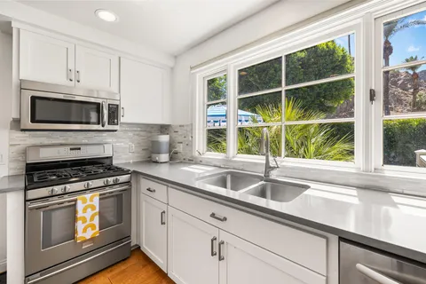 $1,250,000 | 77056 Desi Drive, Indian Wells, CA 92210