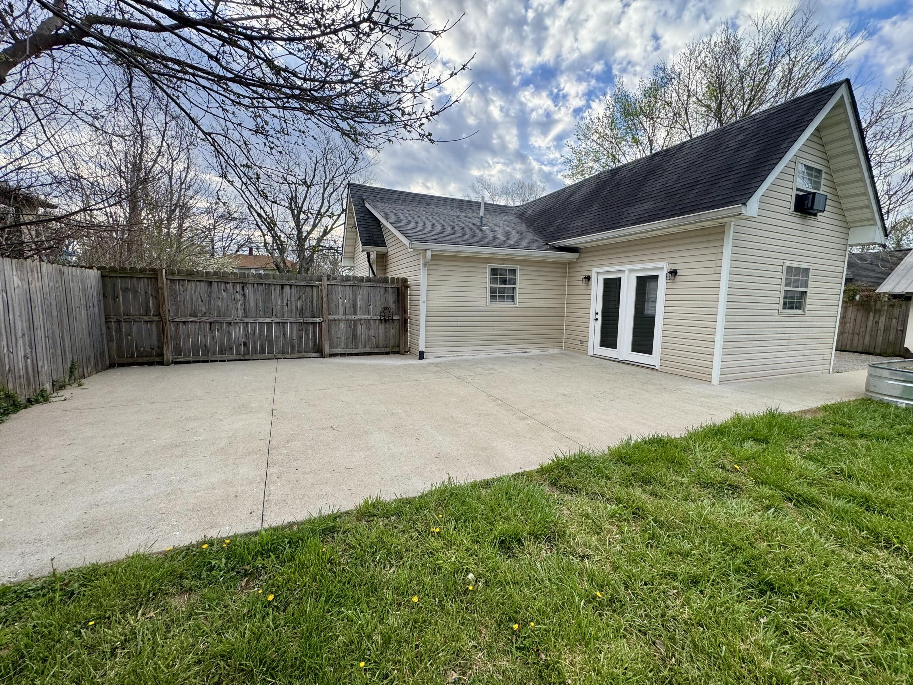 144 East Haiti Road Berea, KY 40403 - Photo 16 of 20 IMG_7093