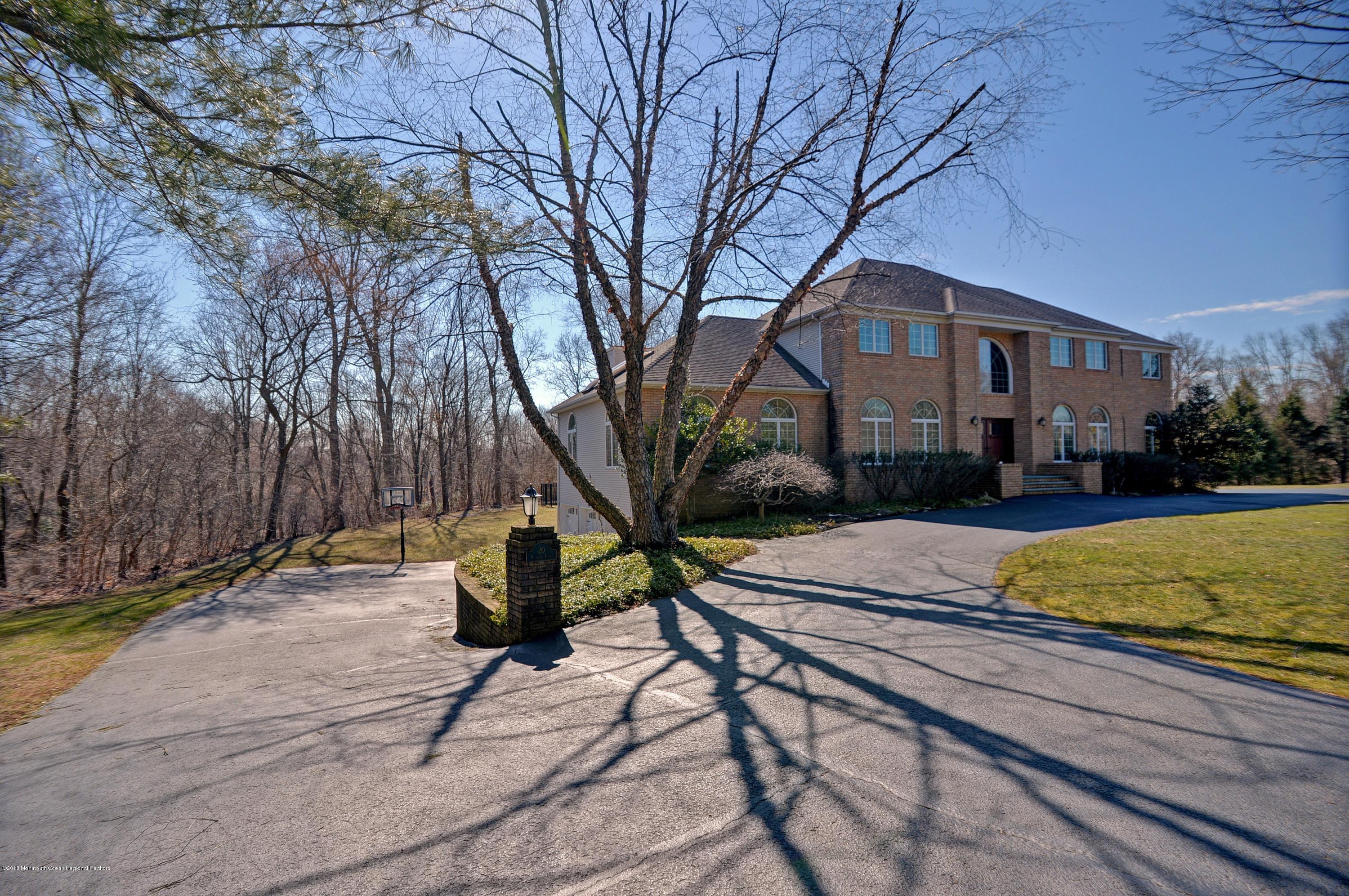 20 Riverside Lane Holmdel, NJ 07733 - Photo 2 of 23 Side House