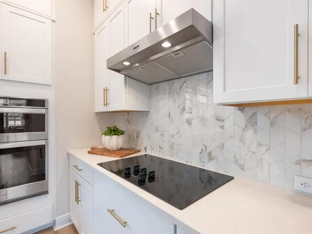 $899,000 | 399 Gowdy Road, Sarasota, FL 34237