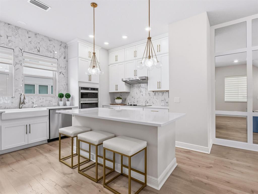 399 Gowdy Road Sarasota, FL 34237 - Photo 4 of 64