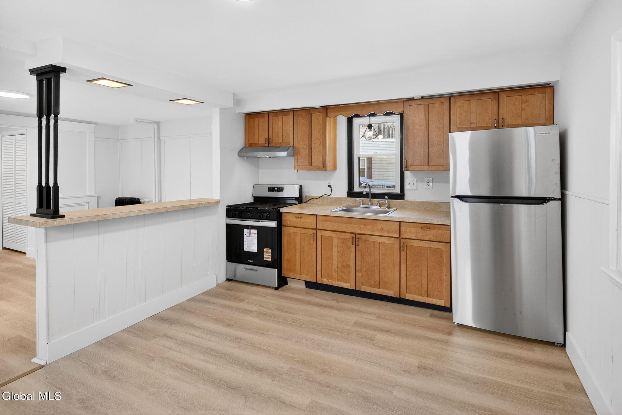 1512 Broadway Rensselaer, NY 12144 - Photo 15 of 30 16-web-or-mls-016-DSC02141