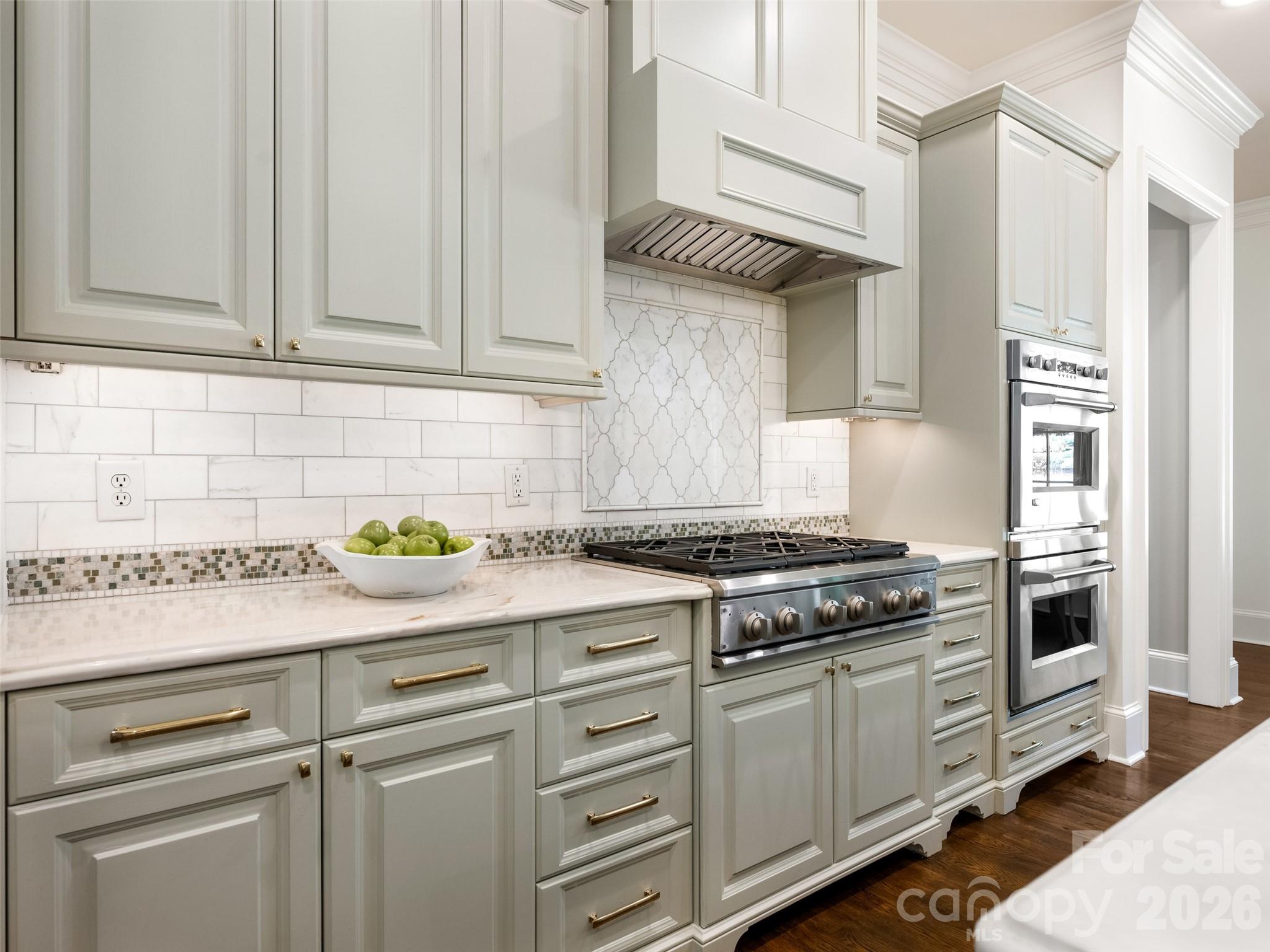 2946 Wheelock Road Charlotte, NC 28211 - Photo 13 of 48 Gallery Image 13