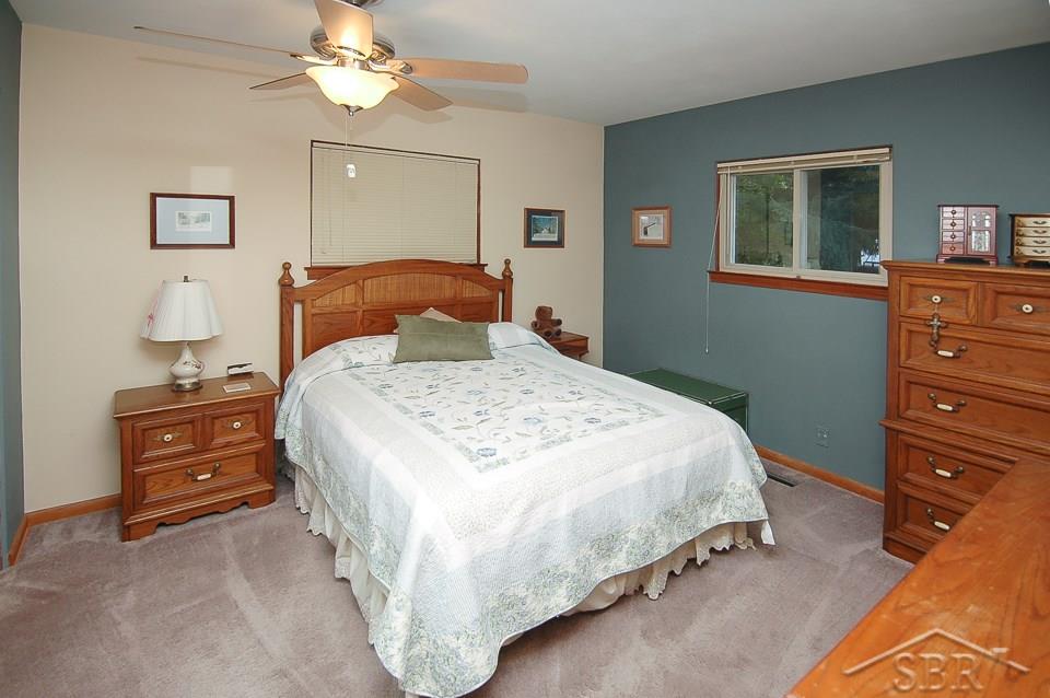 7735 North Gleaner Road Freeland, MI 48623 - Photo 11 of 21 31341760-10.JPG