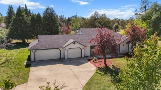 $518,000 | 22231 Old 44 Drive, Palo Cedro, CA 96073
