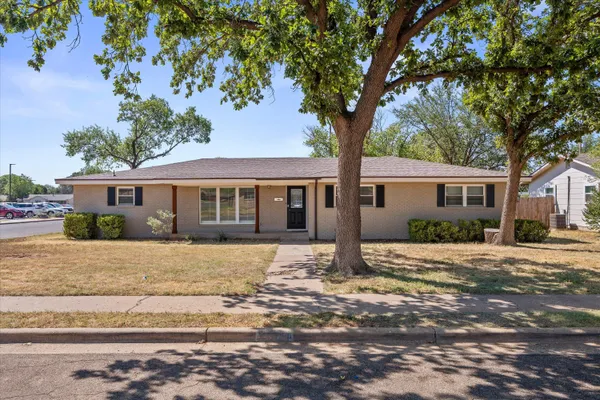 $295,000 | 4801 14th Street, Lubbock, TX 79416