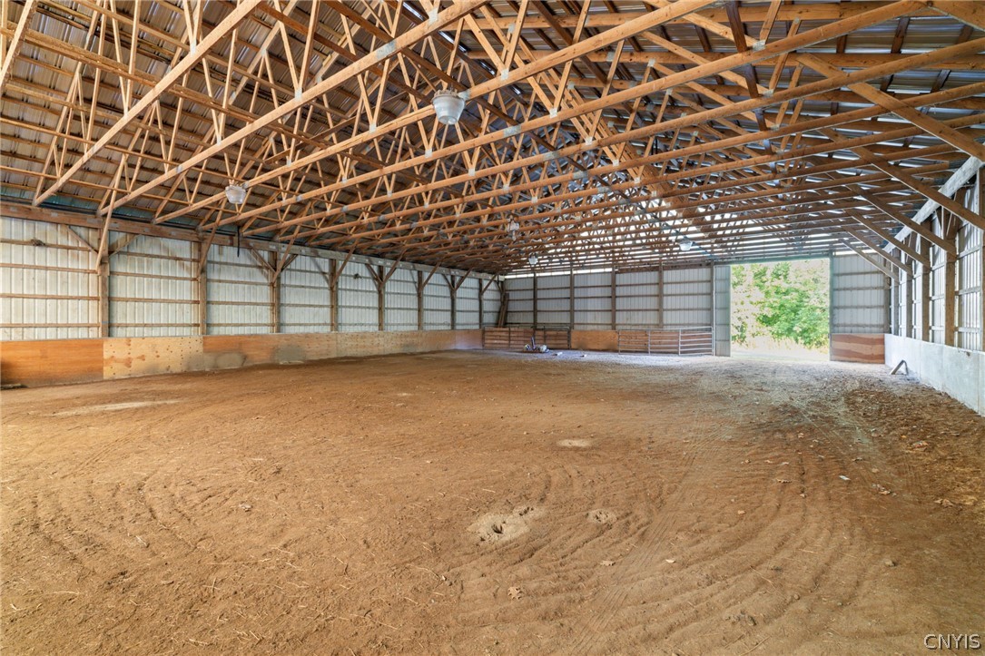 2177 Canal Road Camillus, NY 13112 - Photo 10 of 50