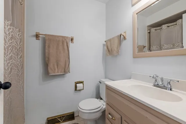 $269,900 | 16345 Brementowne Drive, Tinley Park, IL 60477