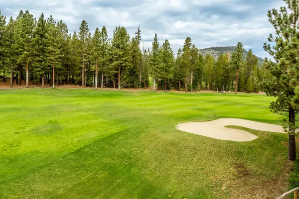 $369,000 | 480 Obsidian Place, Unit 5, Mammoth Lakes, CA 93546