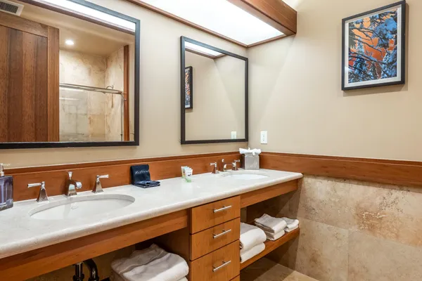 $369,000 | 480 Obsidian Place, Unit 5, Mammoth Lakes, CA 93546