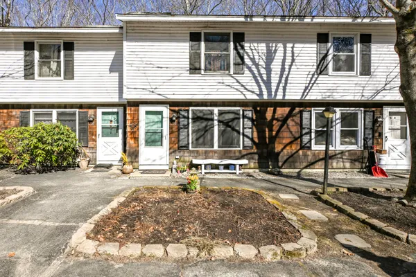 $284,000 | 18 Cosmic Way, Unit 18, Windham, ME 04062