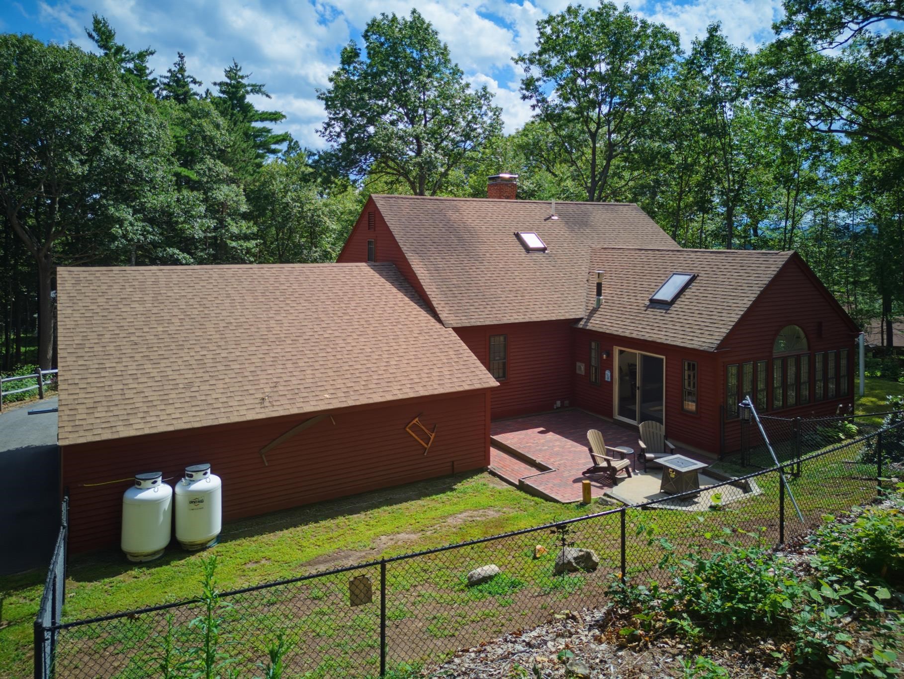 45 Brown Ridge Road Weare, NH 03281 - Photo 6 of 59 Gallery Image 6