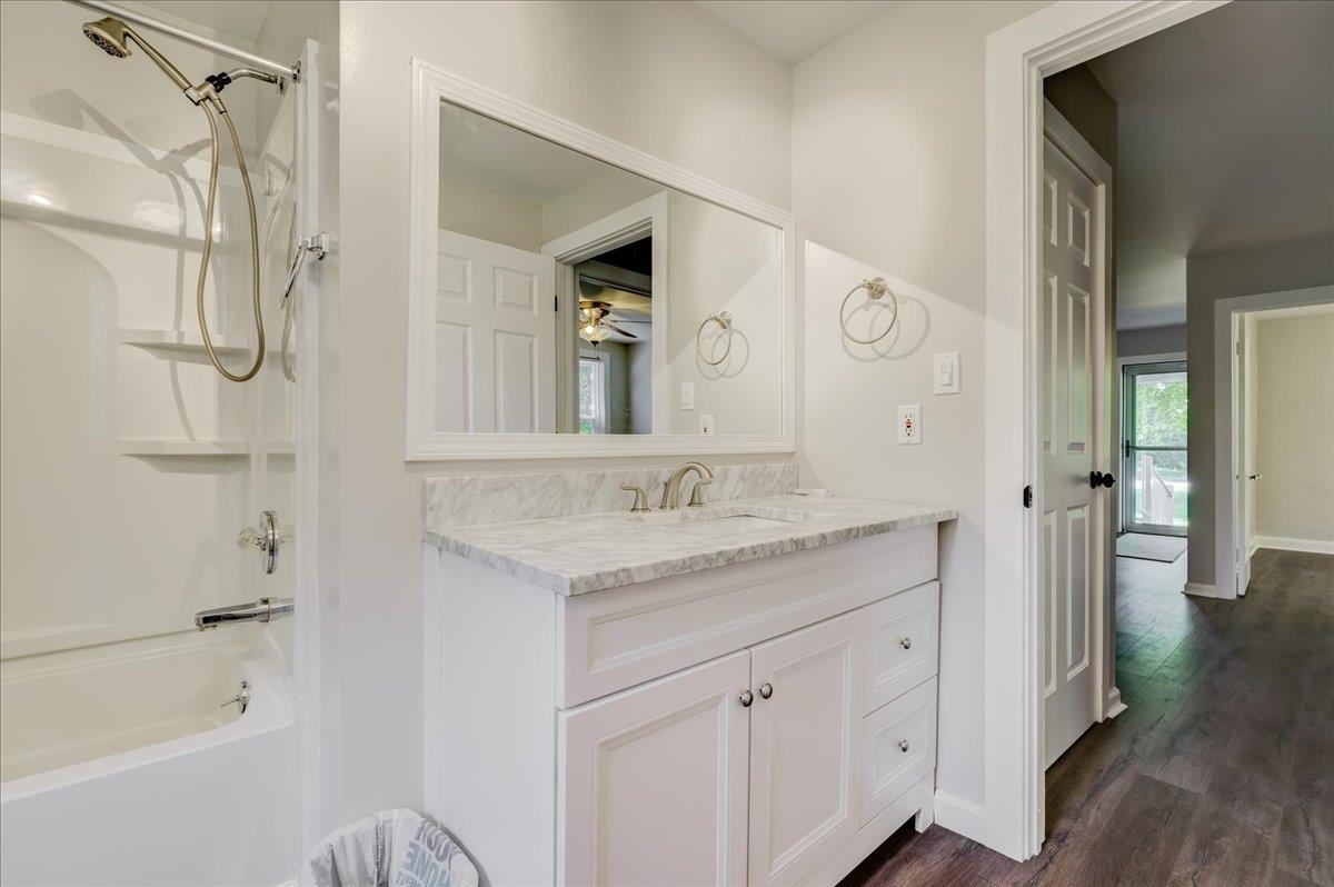 2846 West Mill Road Evansville, IN 47720 - Photo 13 of 36 Gallery Image 13