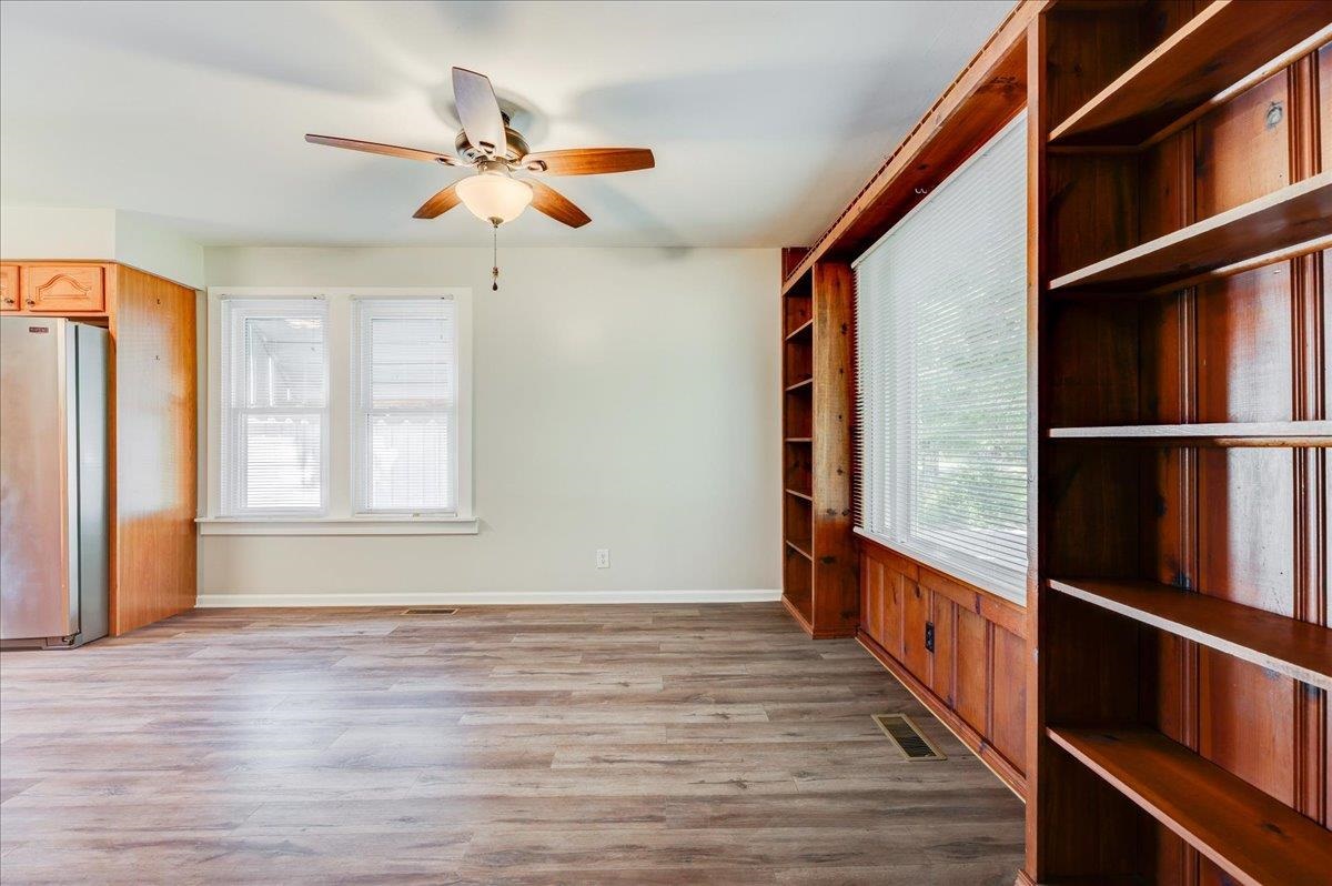 2846 West Mill Road Evansville, IN 47720 - Photo 8 of 36 Gallery Image 8
