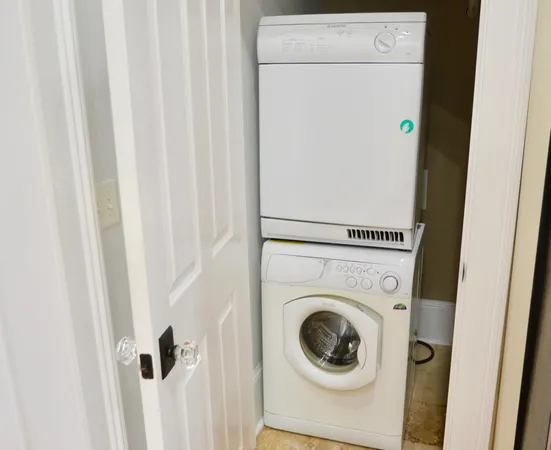 $2,500 | 192 Wentworth Street, Unit A, Charleston, SC 29401