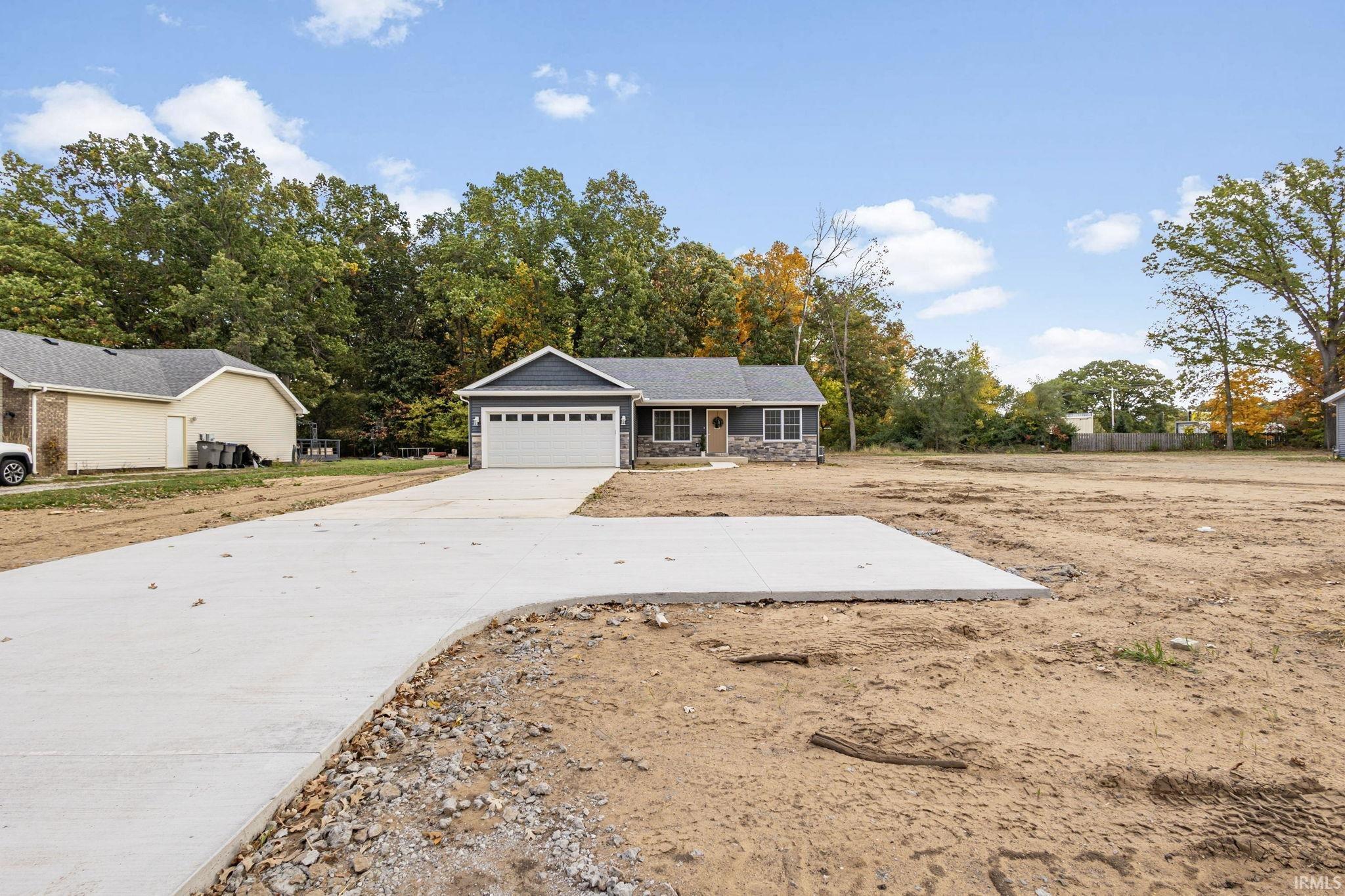 55556 Bittersweet Road Mishawaka, IN 46545 - Photo 3 of 29 Gallery Image 3
