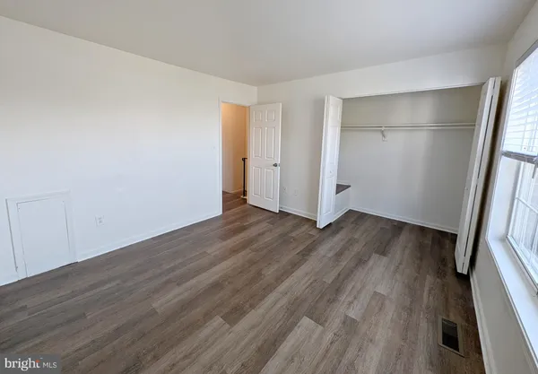 $322,500 | 526 Essex Place, Frederick, MD 21703