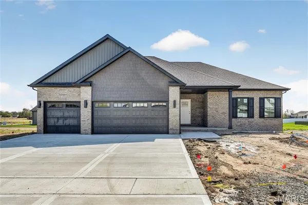 $600,000 | 604 Tea Olive Boulevard, O'Fallon, IL 62269