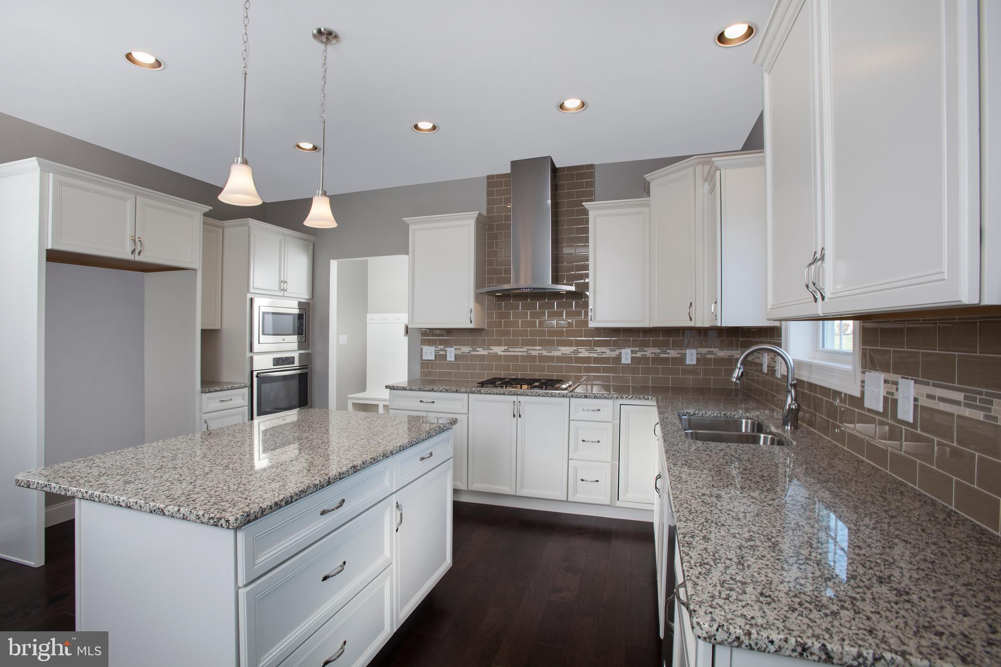 717 Hampton Court Road Harrisburg, PA 17112 - Photo 6 of 9 Gallery Image 6
