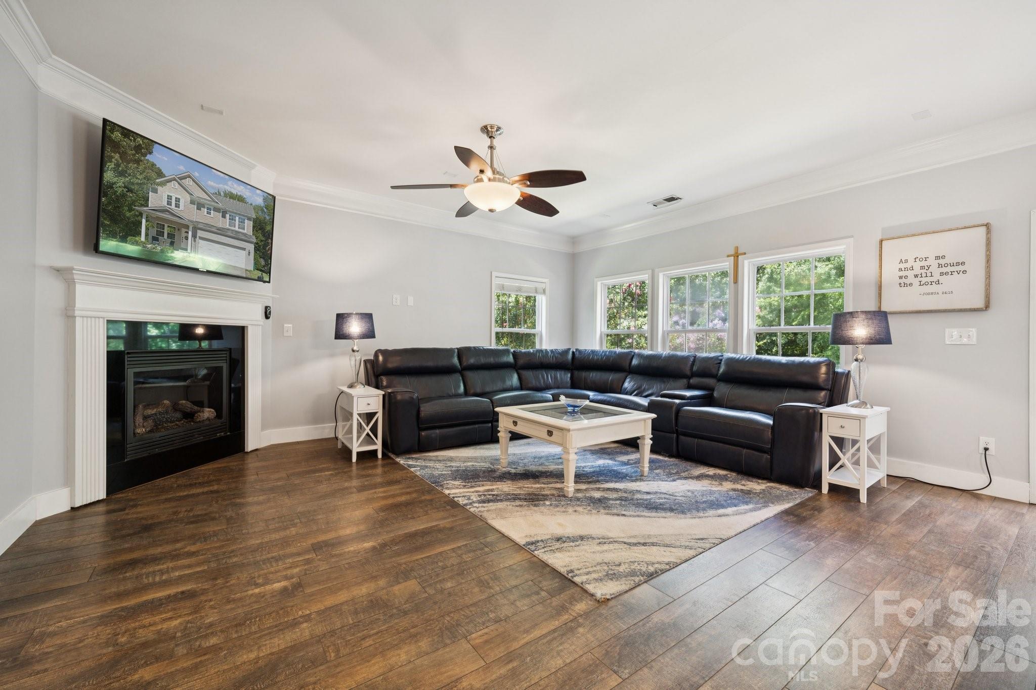 524 Buttercup Way Fort Mill, SC 29715 - Photo 4 of 39 Gallery Image 4