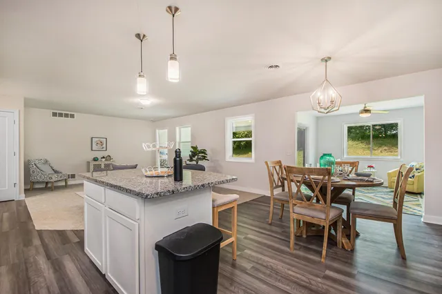 $325,000 | 4294 Highpoint Drive, Unit 103, Wayland, MI 49348