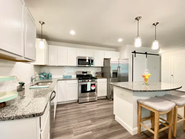 $325,000 | 4294 Highpoint Drive, Unit 103, Wayland, MI 49348