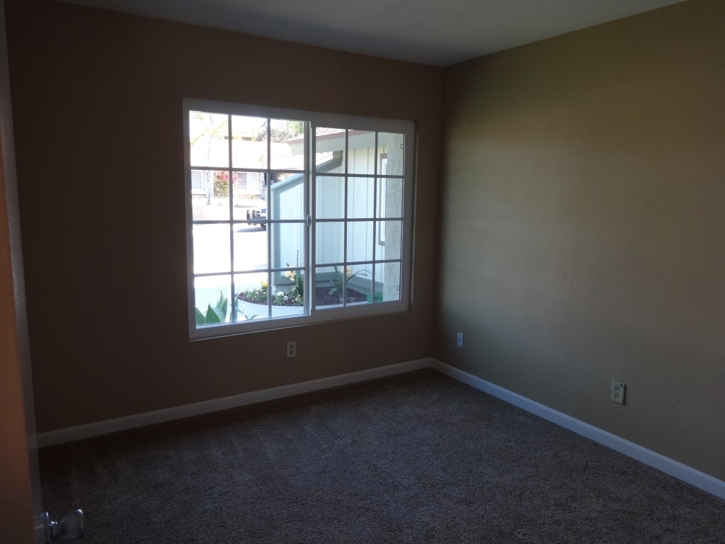 10945 Crystal Springs Road Santee, CA 92071 - Photo 6 of 21