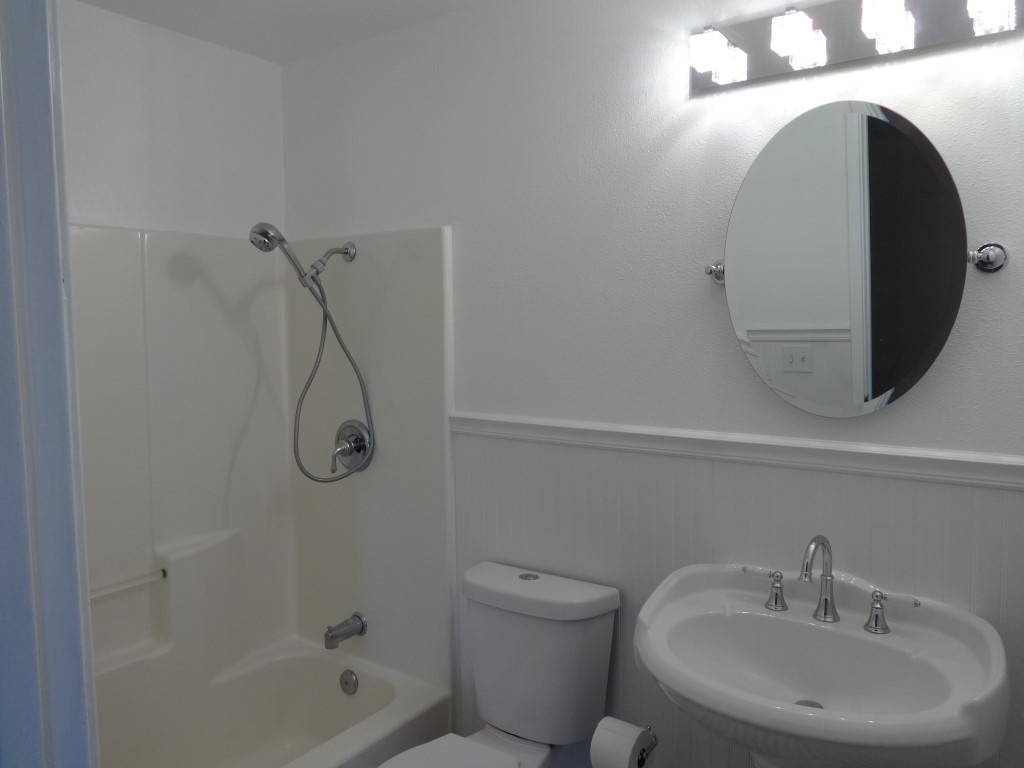10945 Crystal Springs Road Santee, CA 92071 - Photo 7 of 21