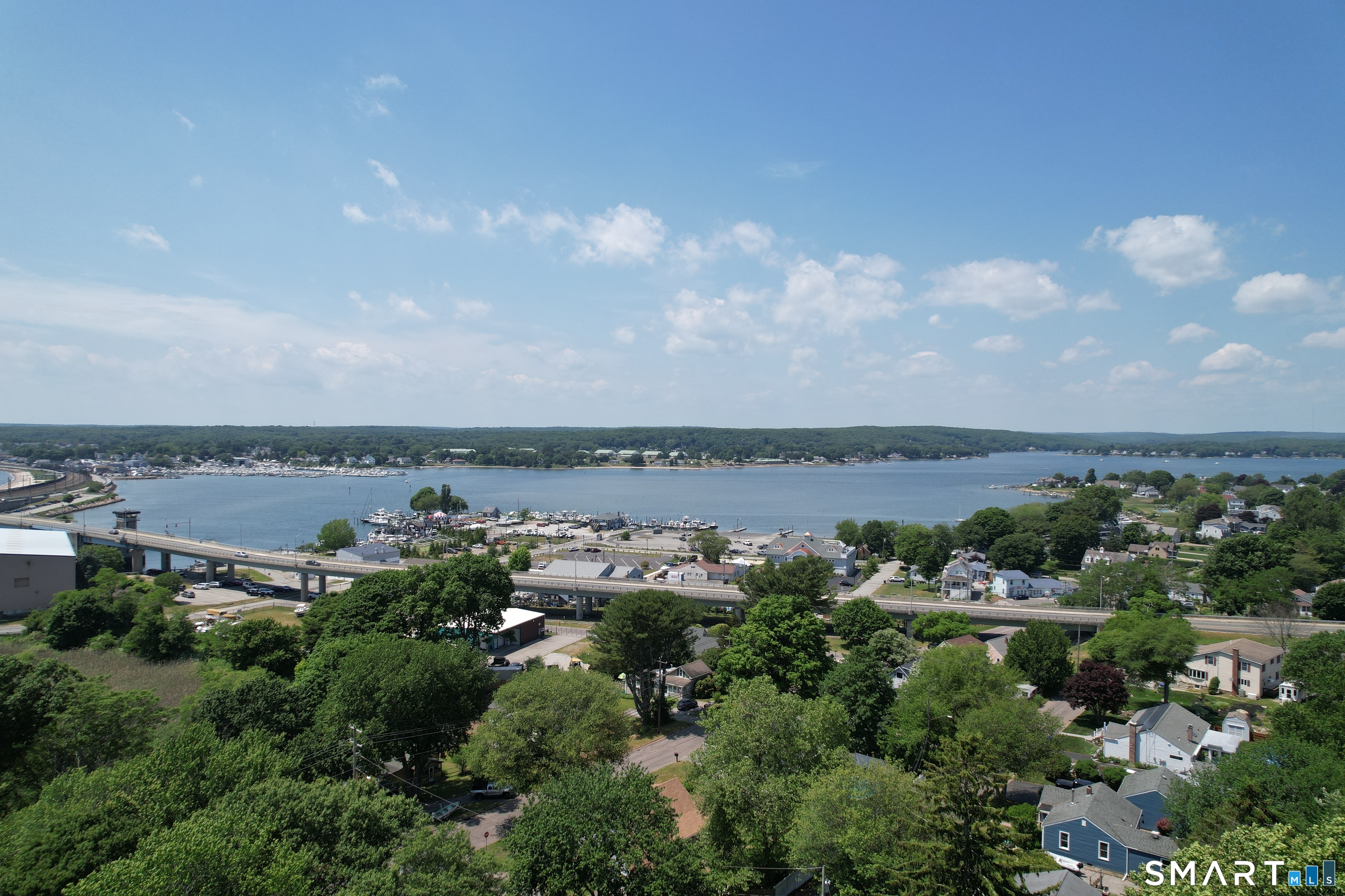 7 Larson Street Waterford, CT 06385 - Photo 4 of 23