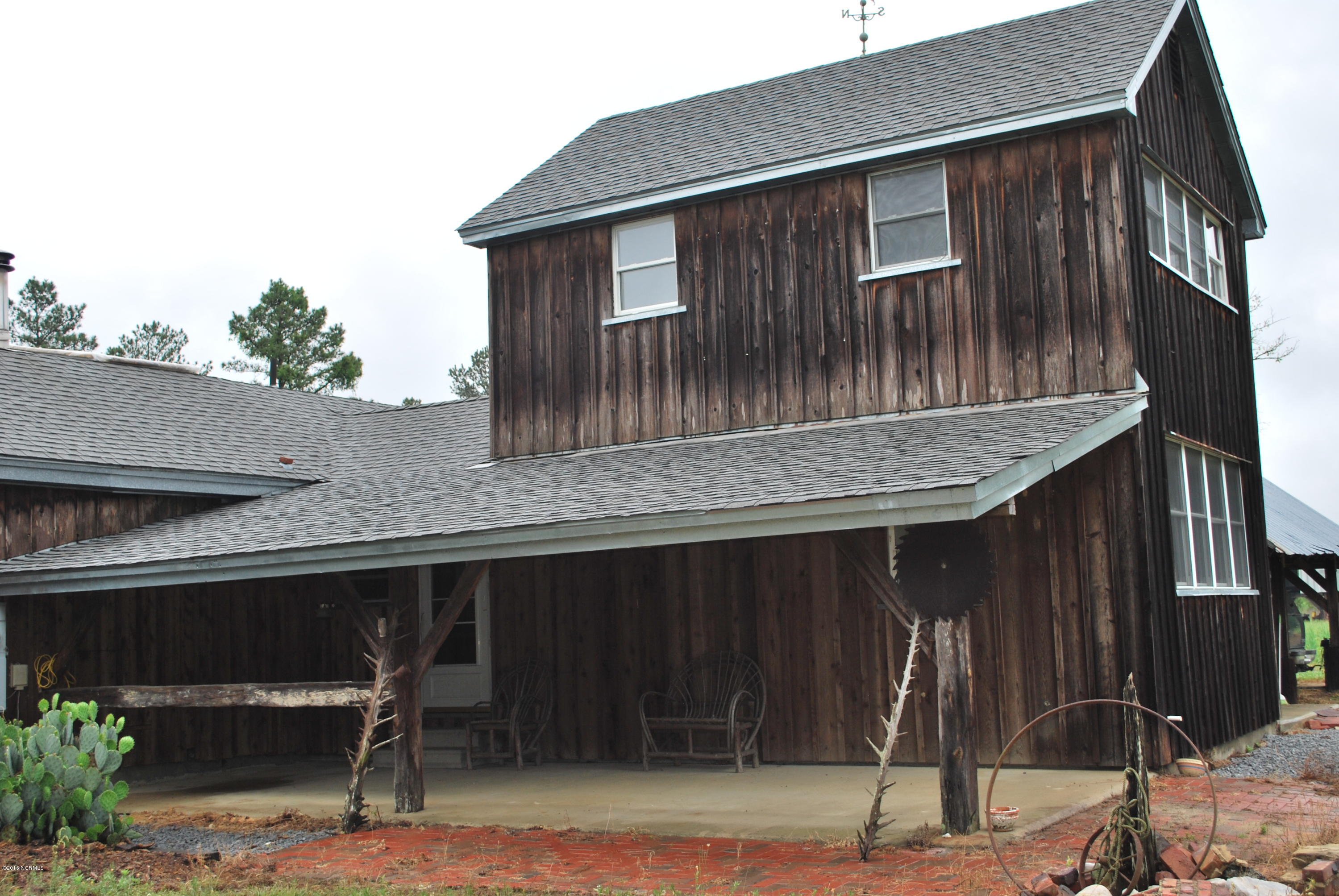 2316 Shine Road Snow Hill, NC 28580 - Photo 1 of 32 DSC_0080