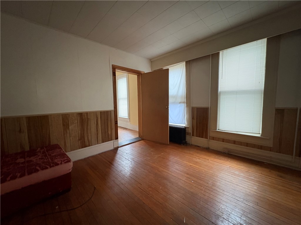 27 Cedar Street Oneonta, NY 13820 - Photo 3 of 33