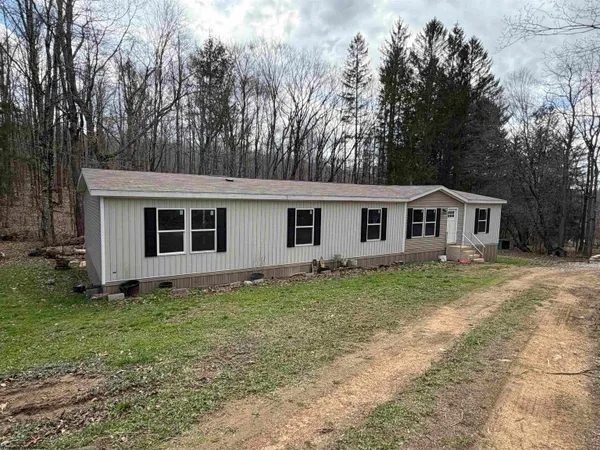 $184,900 | 18 Mustang Lane, Valley Head, WV 26294