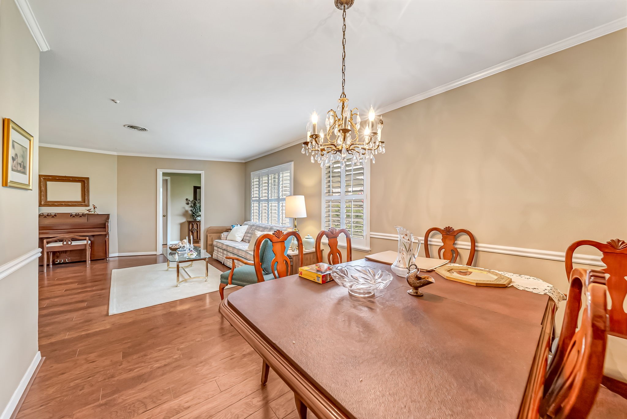 1330 Foxwood Road Houston, TX 77008 - Photo 10 of 30