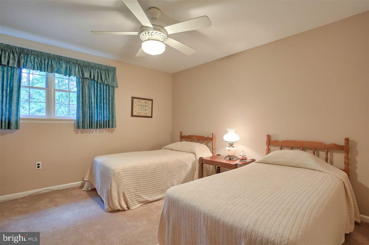 744 Greendale Road York, PA 17403 - Photo 21 of 36 Gallery Image 21