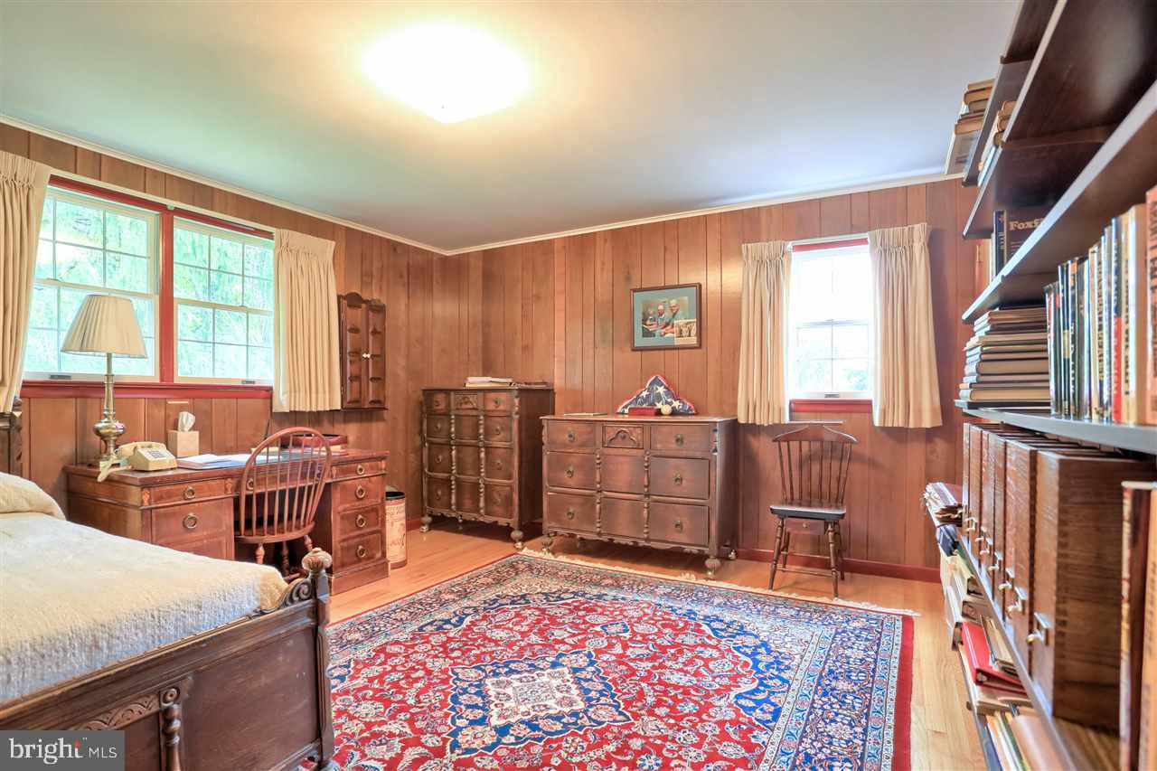 744 Greendale Road York, PA 17403 - Photo 22 of 36 Gallery Image 22