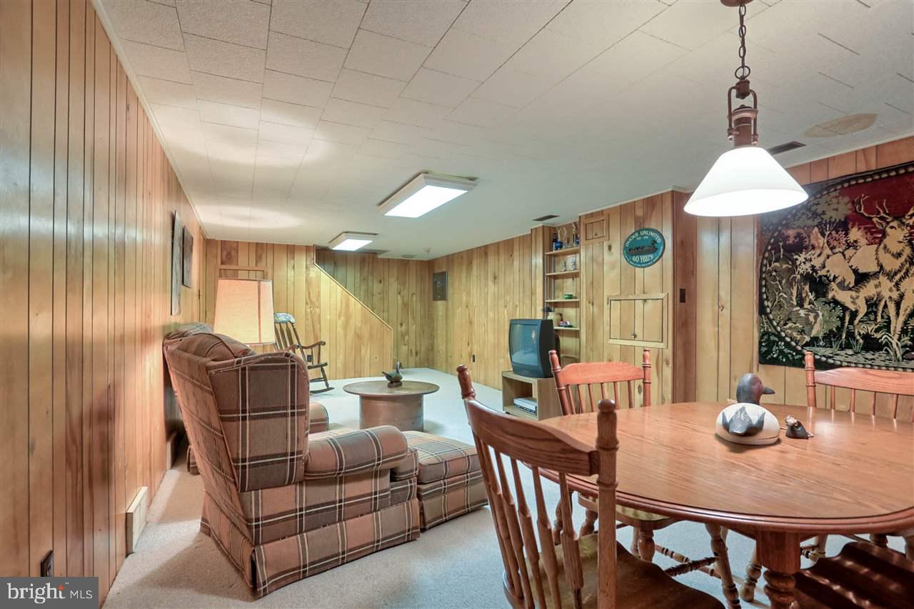 744 Greendale Road York, PA 17403 - Photo 25 of 36 Gallery Image 25
