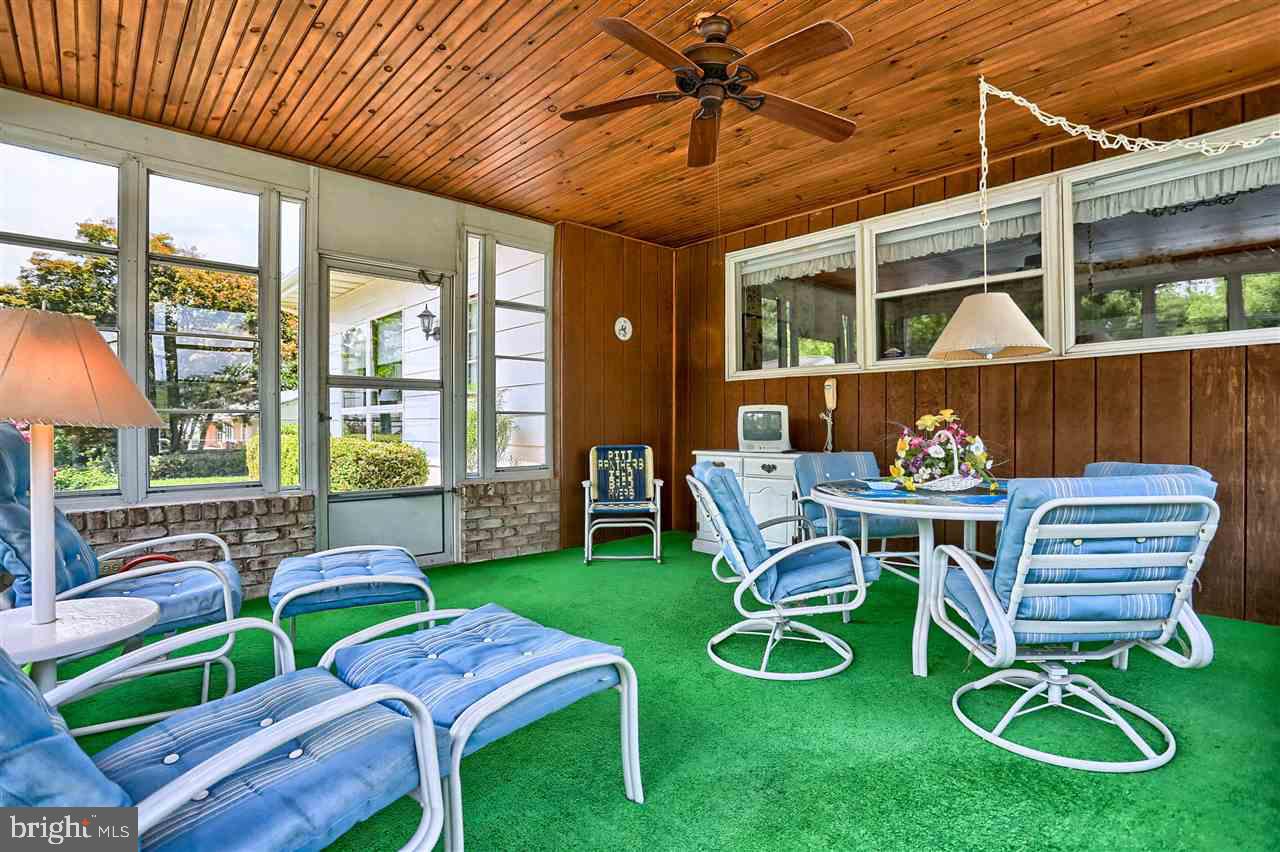 744 Greendale Road York, PA 17403 - Photo 27 of 36 Gallery Image 27