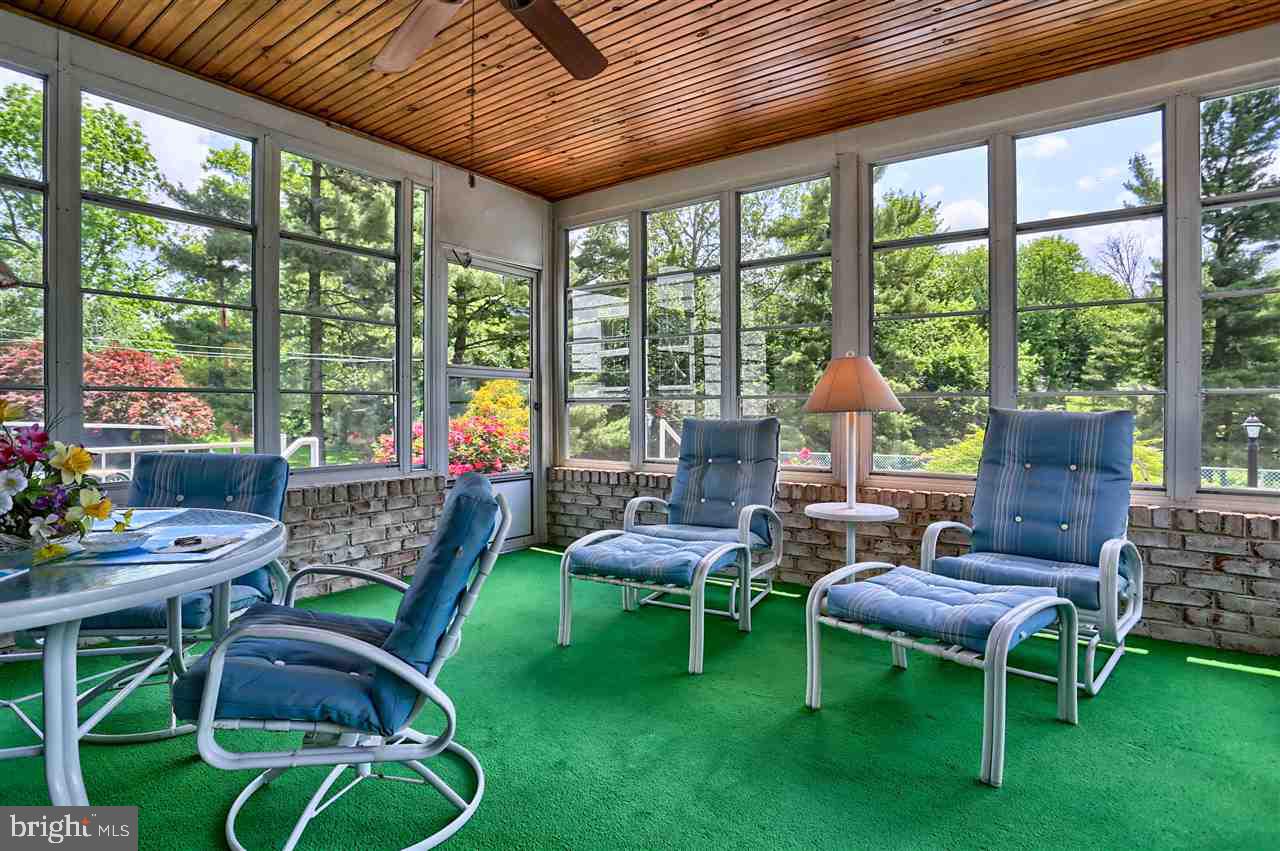 744 Greendale Road York, PA 17403 - Photo 28 of 36 Gallery Image 28