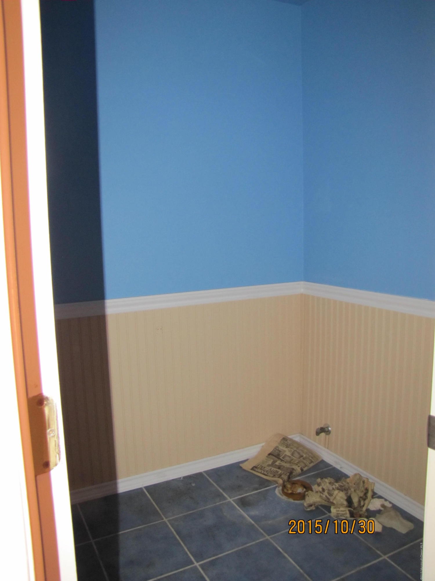 20 Center Street Matawan, NJ 07747 - Photo 5 of 13 Half Bath