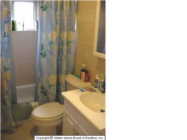 316 Harbor Road Staten Island, NY 10303 - Photo 8 of 8 Additional Photo