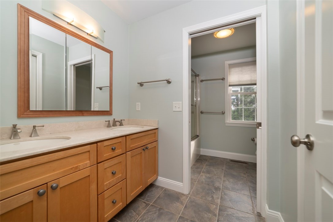 82 Old Post Road Westerly, RI 02891 - Photo 39 of 42