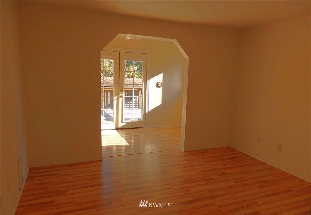 16533 3rd Drive Southeast Bothell, WA 98012 - Photo 5 of 12